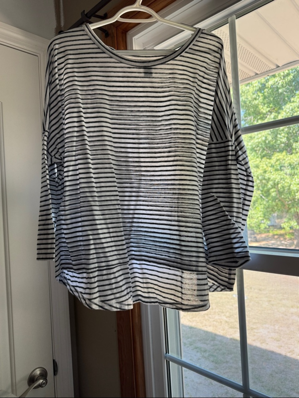 Old Navy Black and White Striped Long Sleeve Top
